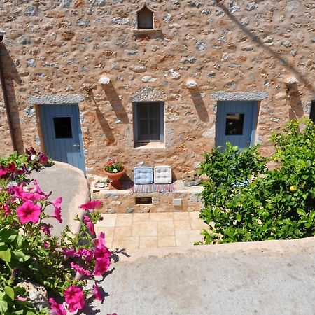 Petrounis Hotel Areopoli Buitenkant foto