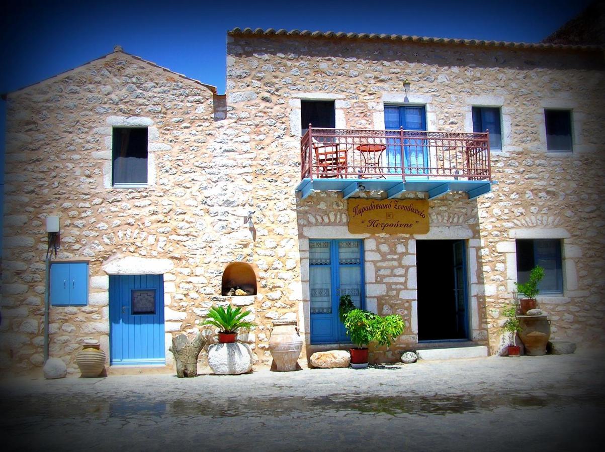 Petrounis Hotel Areopoli Buitenkant foto