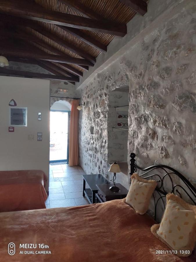 Petrounis Hotel Areopoli Buitenkant foto