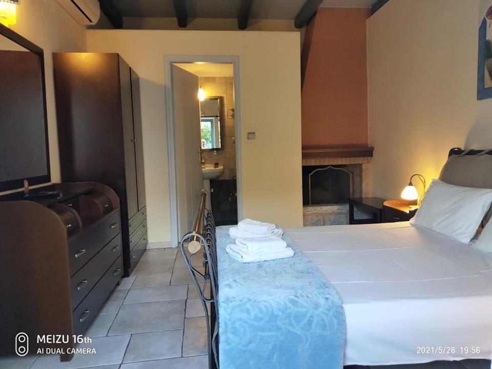 Petrounis Hotel Areopoli Buitenkant foto
