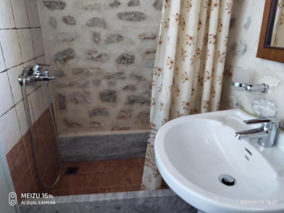 Petrounis Hotel Areopoli Buitenkant foto